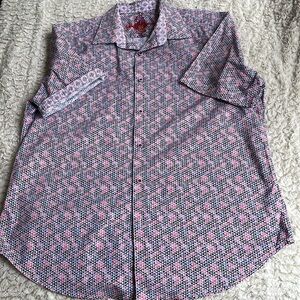 NWOT Robert Graham Short Sleeve Shirt